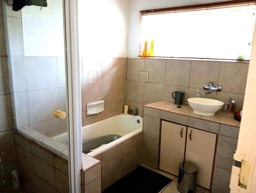 3 Bedroom Property for Sale in Levyvale Eastern Cape